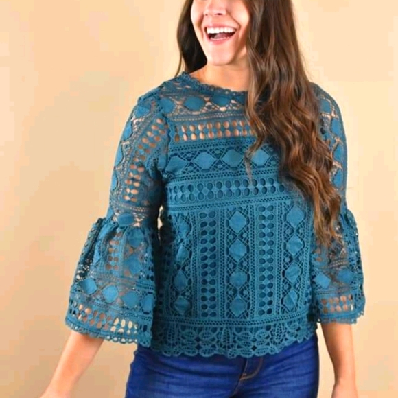 Ellison Tops - Crotchet Bell Sleeve Top